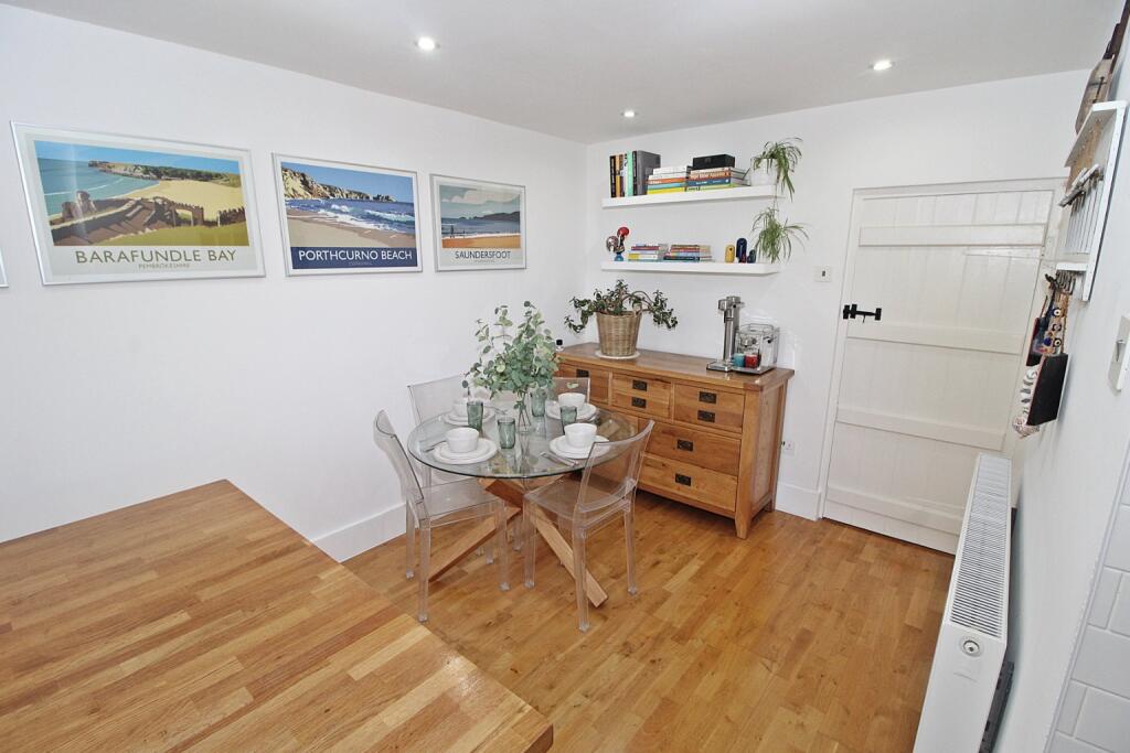 Maulden Road, Flitwick - More