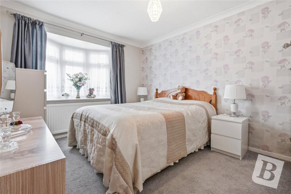 Woodfield Way, Hatfield Peverel, Chelmsford, Essex, CM3 photo 3