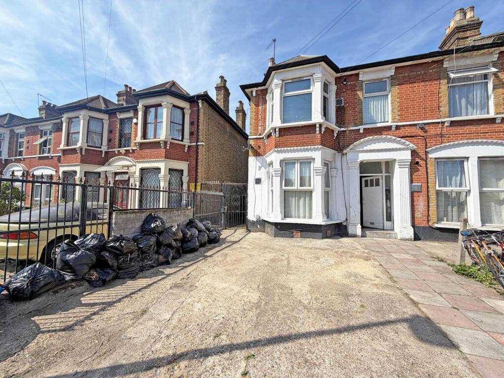 Main image of property: 8 Holstock Road, Ilford, IG1
