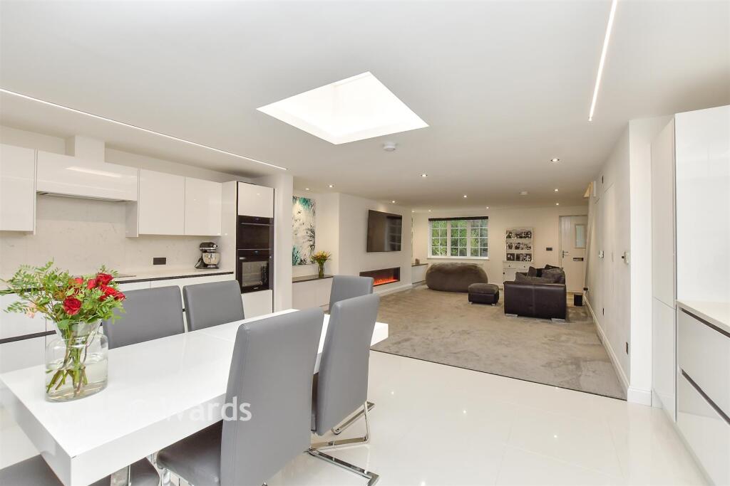 Main image of property: Harvel Road, Meopham, Kent