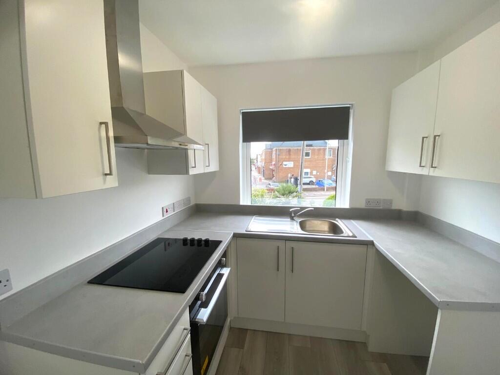 Apartment in Bournemouth - View 2