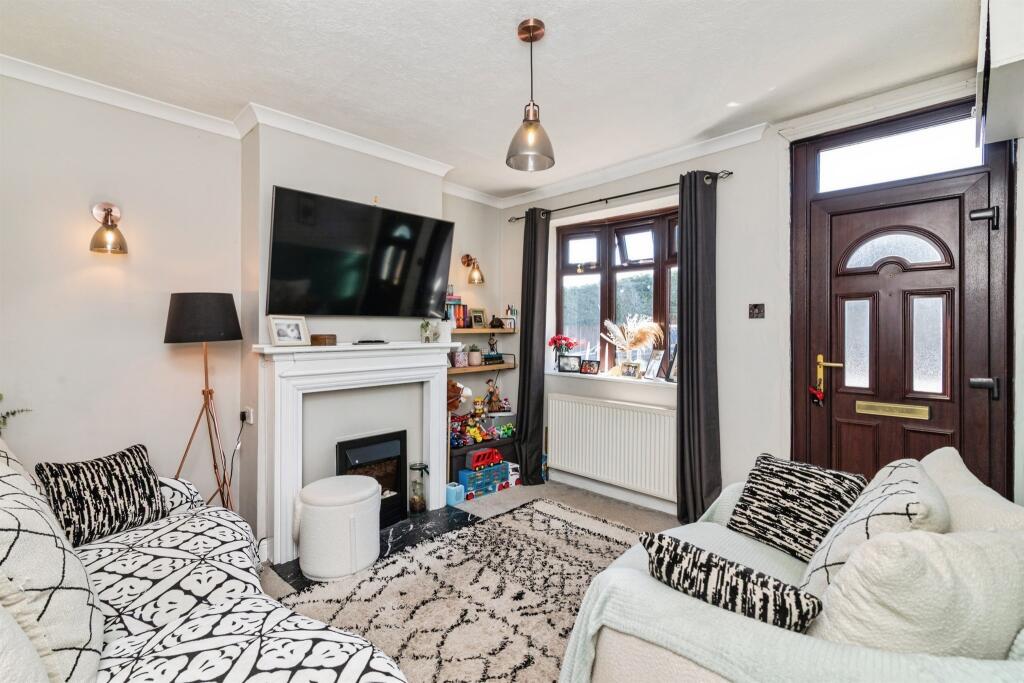 House in Lowestoft, Oulton - View 3