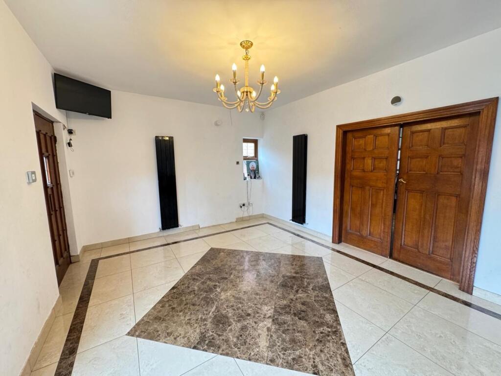 House in Birmingham - View 5