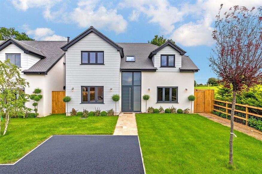 Main image of property: Beacons Field, Cheddington, Leighton Buzzard, LU7
