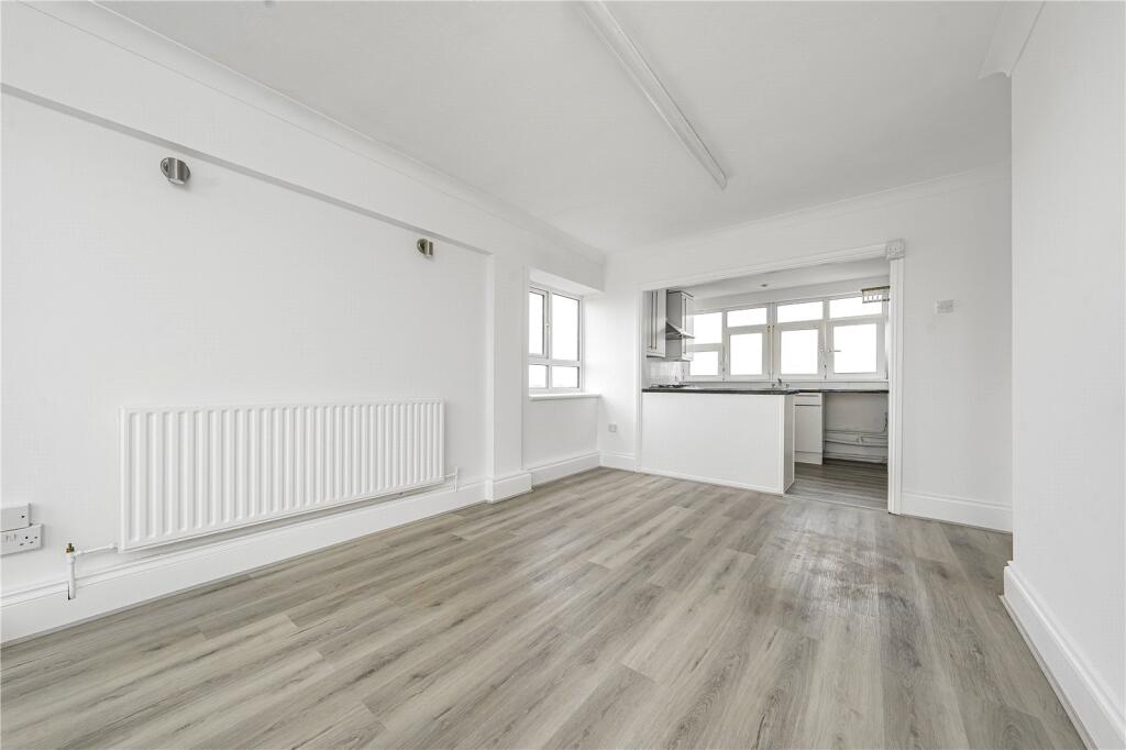 Oatlands Court, Southfields, London, SW19 photo 3