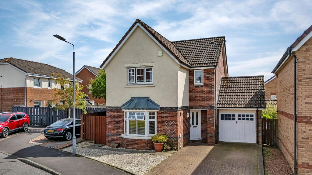 Main image of property: 19 Lochranza Drive, East Kilbride, Glasgow, G75 9NB