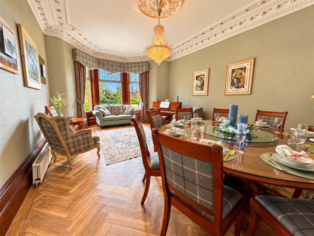 House in Motherwell - More