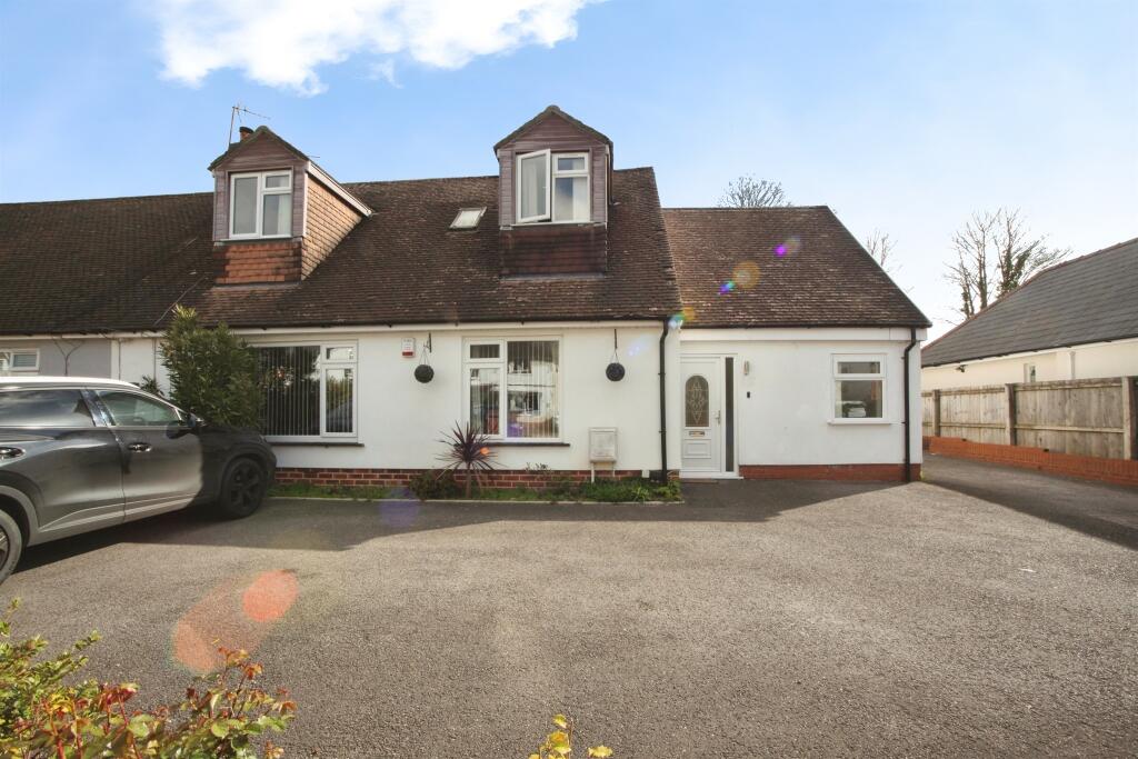 Main image of property: Heath Park Avenue, Cardiff