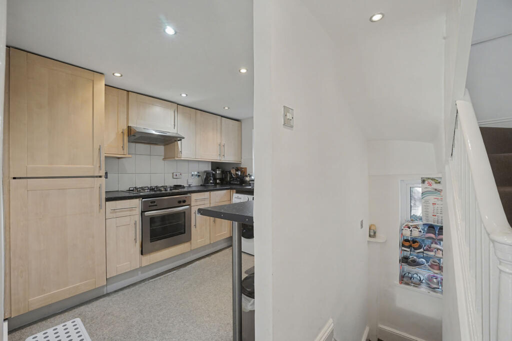 Apartment in Brighton, Queen's Park - View 4