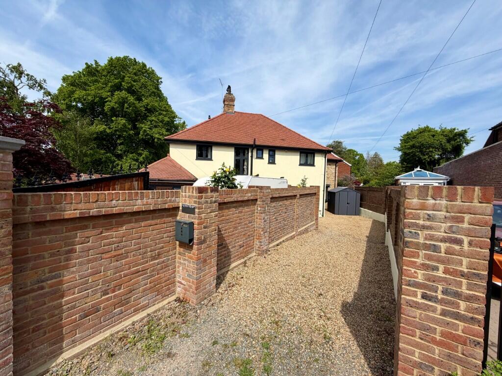 Main image of property: Ellingham Road, Hemel Hempstead, Hertfordshire, HP2
