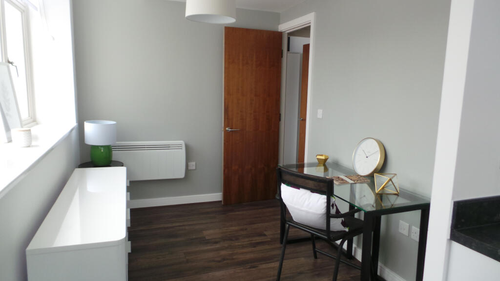 Apartment in Liverpool - View 3