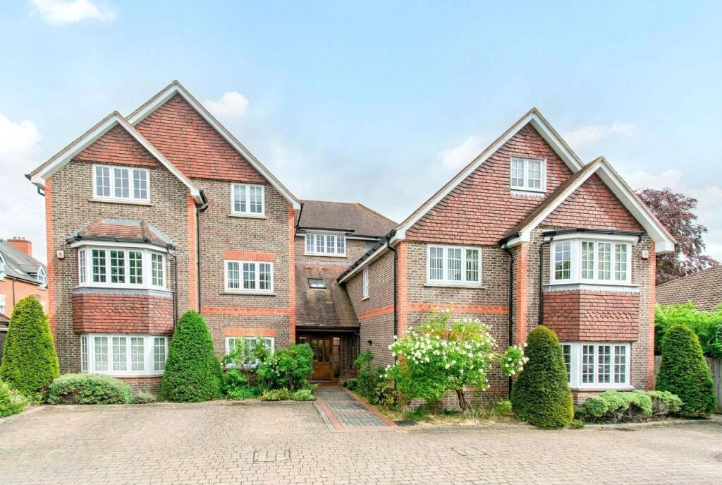 Main image of property: Butterfield House, St. Johns Road, Newbury, Berkshire, RG14
