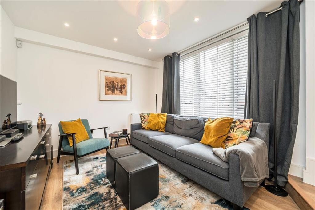 House in London - View 4