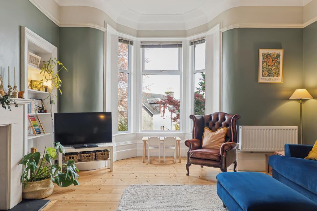 House in Dumbarton, Brucehill - More