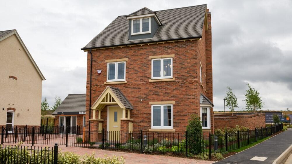 4-bed detached on Houlton Way,
Rugby,
CV23 0AS, £544,950