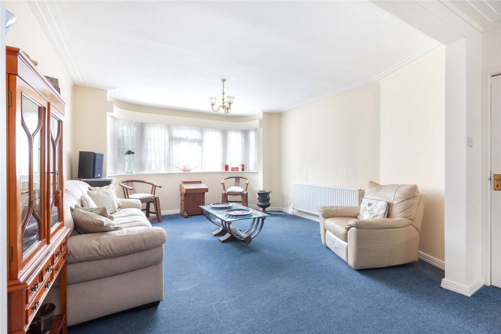House in Harrow - View 4