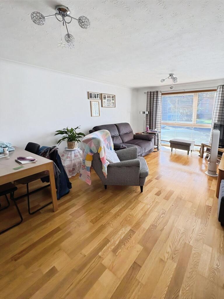 Apartment in London - View 5