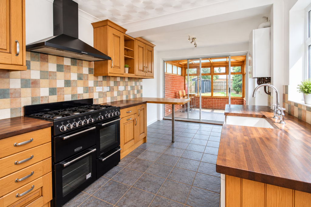 House in Southampton - View 2