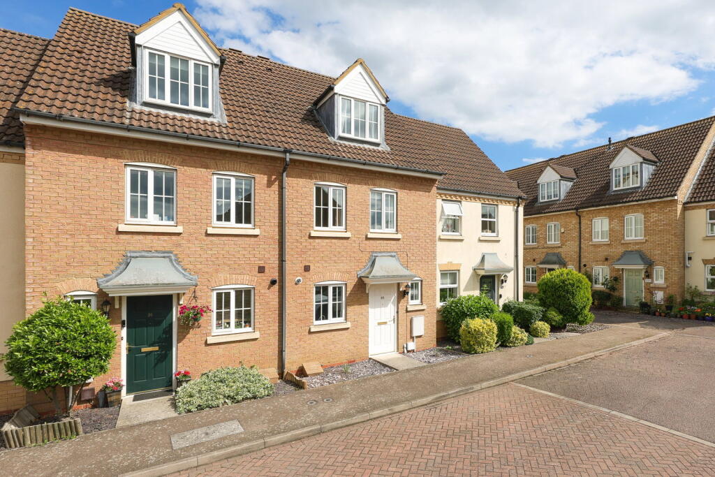 Main image of property: Headlands, Fenstanton, Huntingdon, PE28 9LW