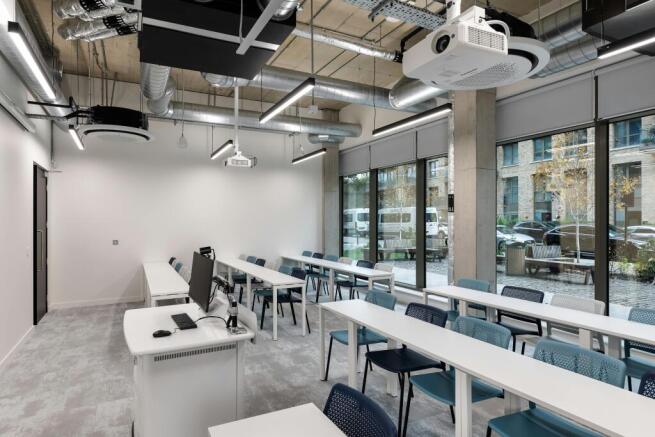 GlasgowCaledonianUniversity-12-MidRes.jpg
