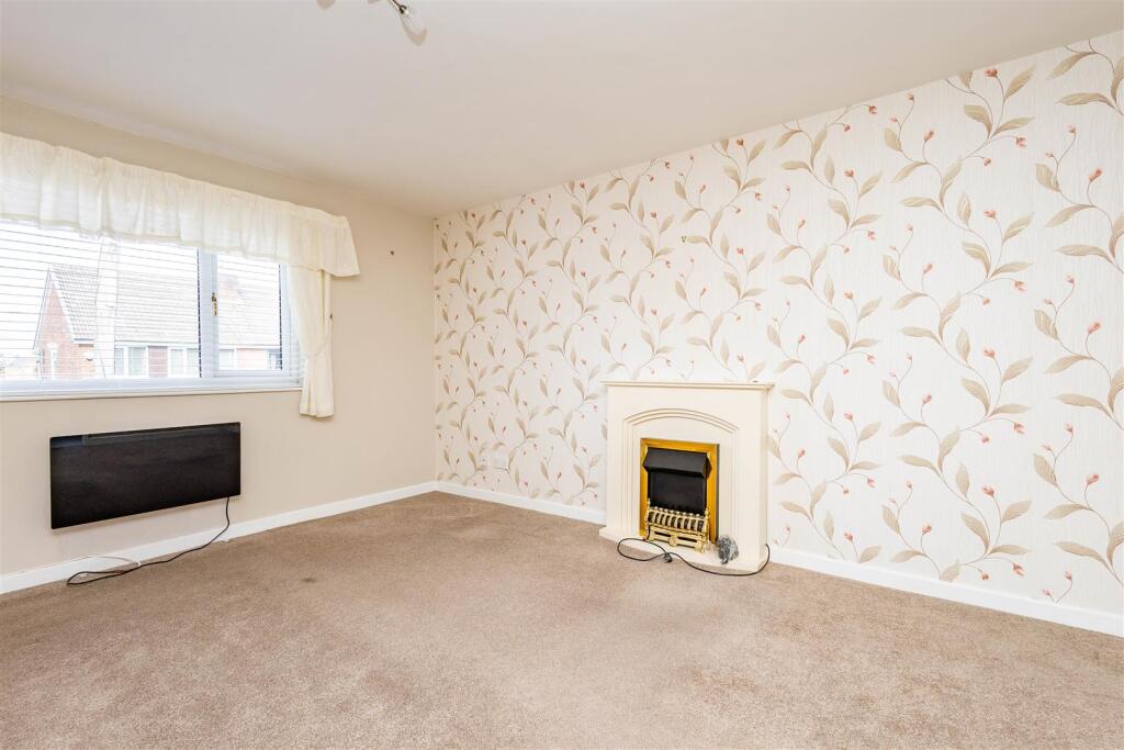 Apartment in Preston - View 2