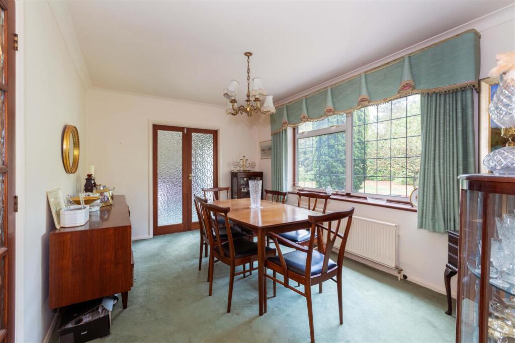 House in Maidenhead, Bray Wick - More