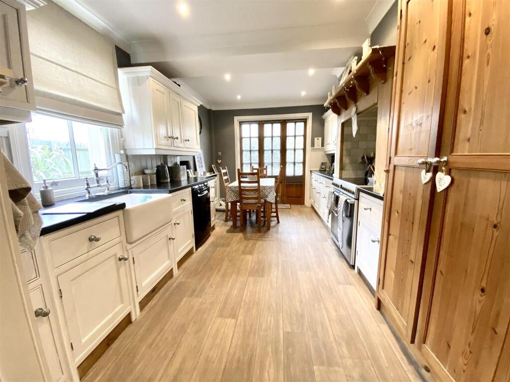 House in Ipswich, Suffolk - More