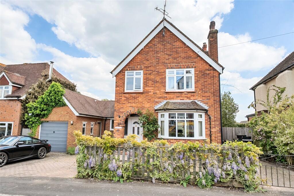 Main image of property: Queens Road, Alton, Hampshire, GU34