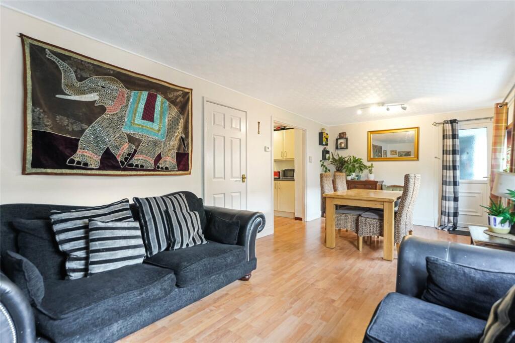 House in Cumbernauld, North Lanarkshire - View 5