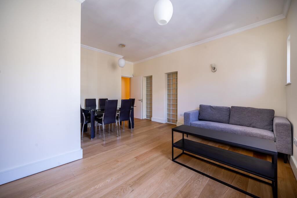 Apartment in London, Marylebone - View 5