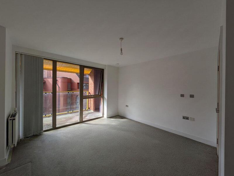 Apartment in London - View 4