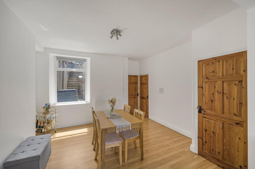 House in Caerphilly, Aber Valley - View 4