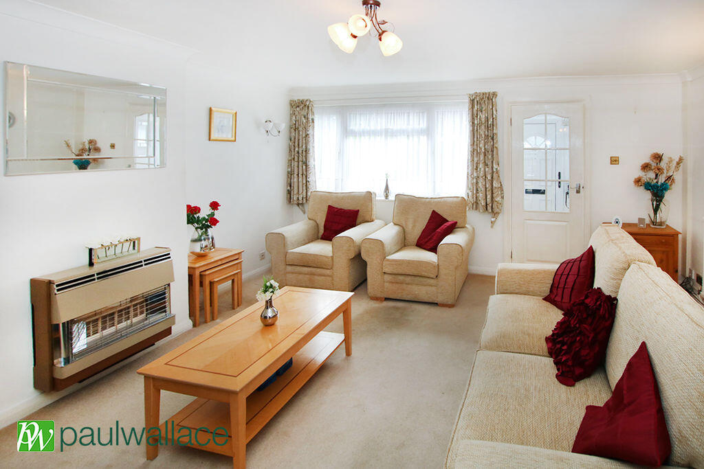 House in Waltham Cross, Turnford - View 4