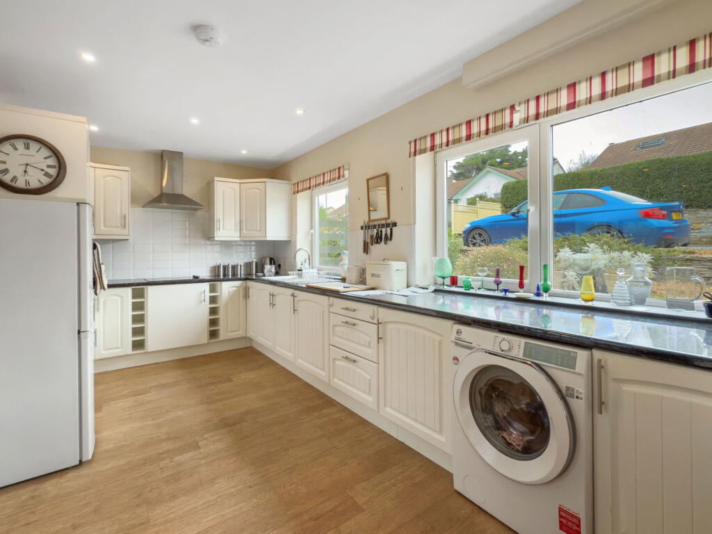 9A, Danmore Close, Tintagel, PL34 photo 2