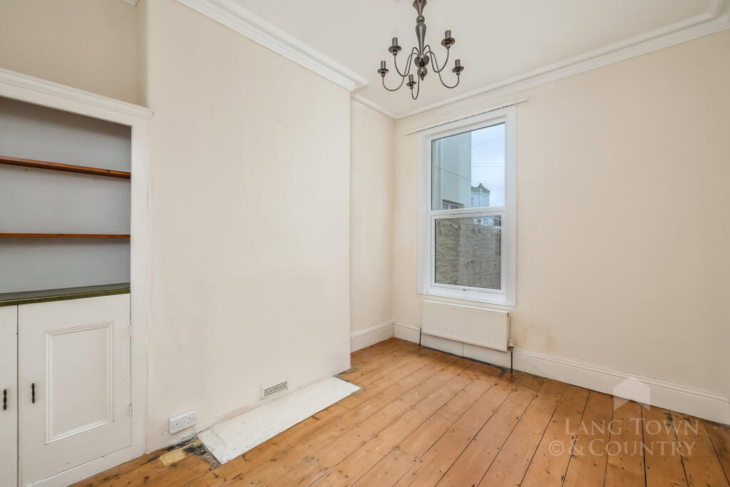 House in Plymouth, Mutley - View 4
