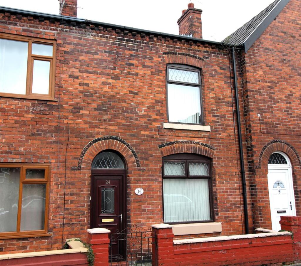 Main image of property: Thirlmere Street, Leigh