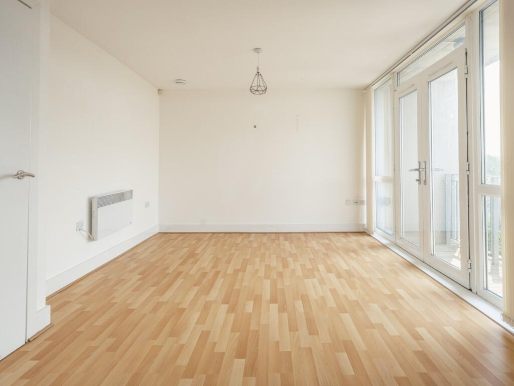Apartment in Gateshead, North East - View 5