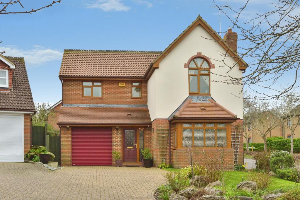 Main image of property: Rosemullion Avenue, Tattenhoe, Milton Keynes