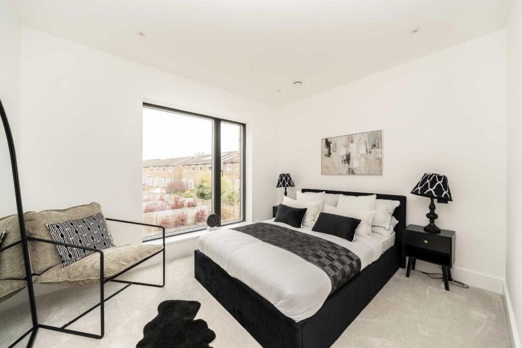 House in London, Upper Norwood - More