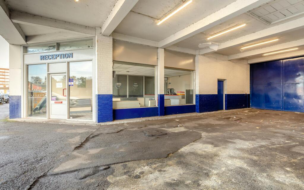 8673410-interior08.jpg