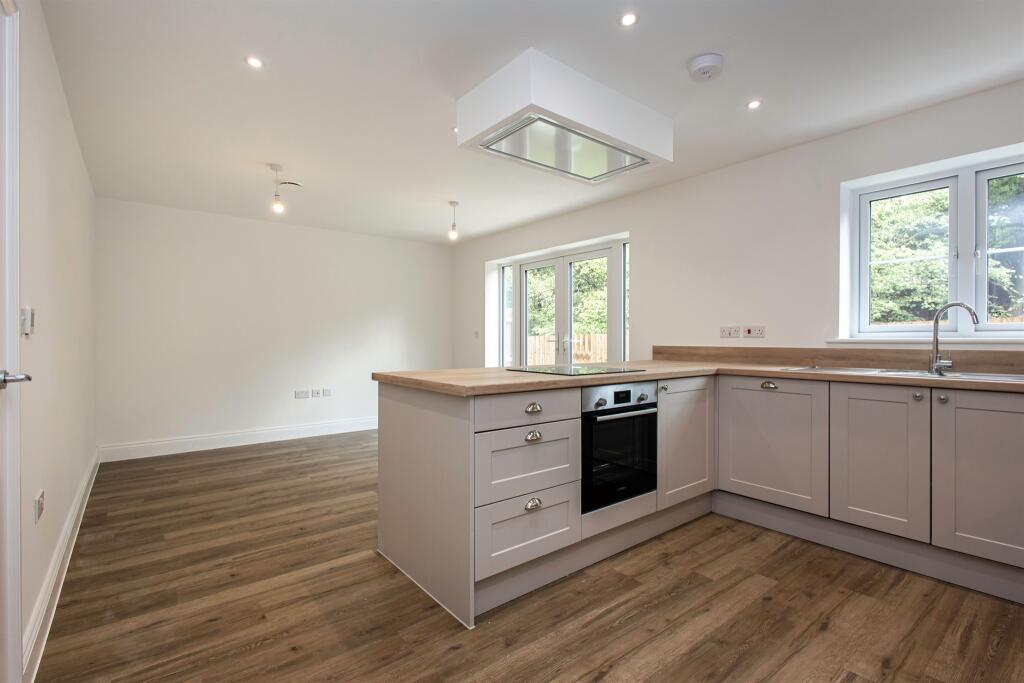 House in Uttlesford, Great Hallingbury - View 4
