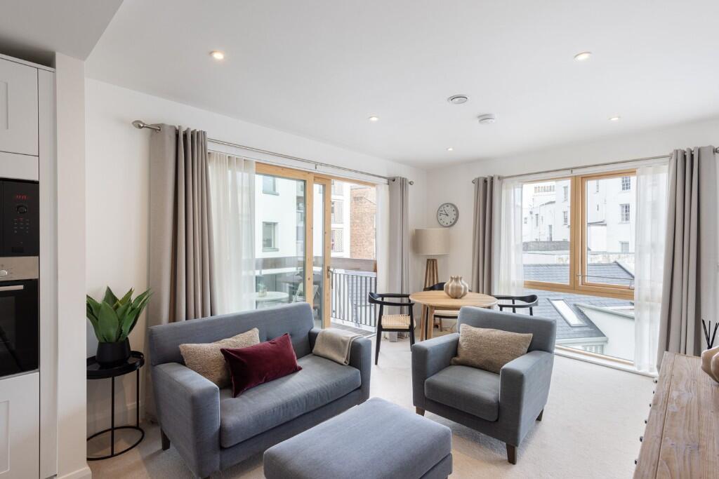 Main image of property: Clarence Street, Cheltenham, Gloucestershire, GL50