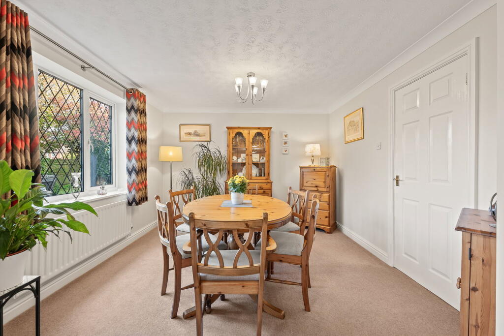 House in Newark and Sherwood, Rolleston - More