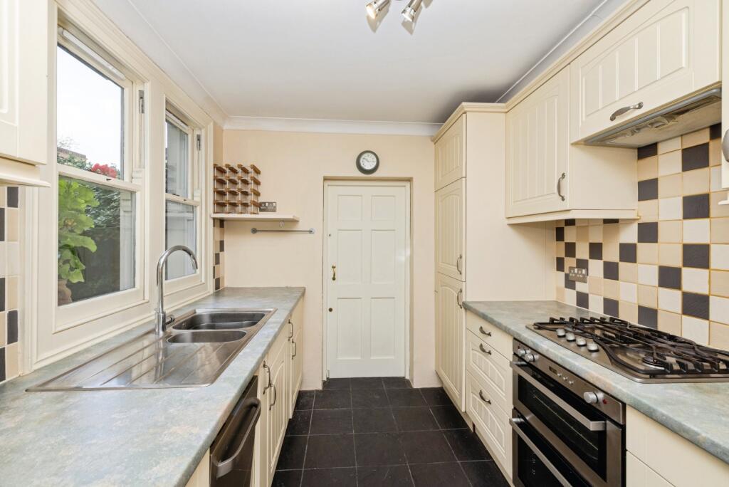 Property photo 8