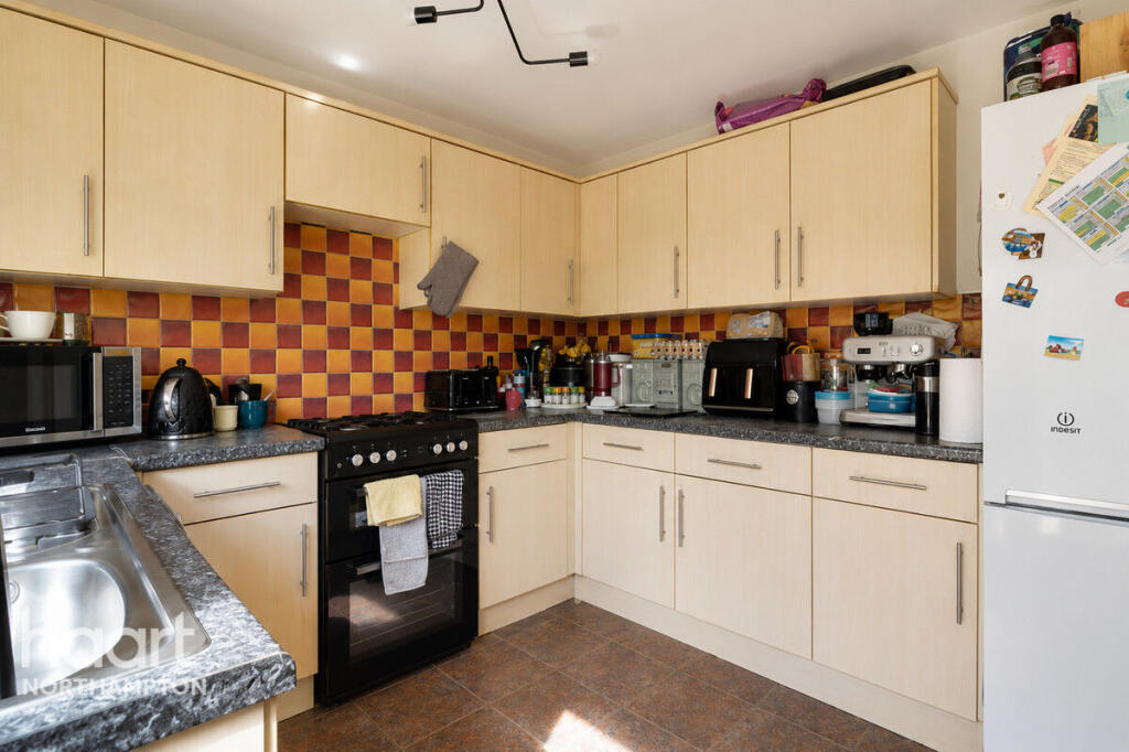 House in Northampton - View 4