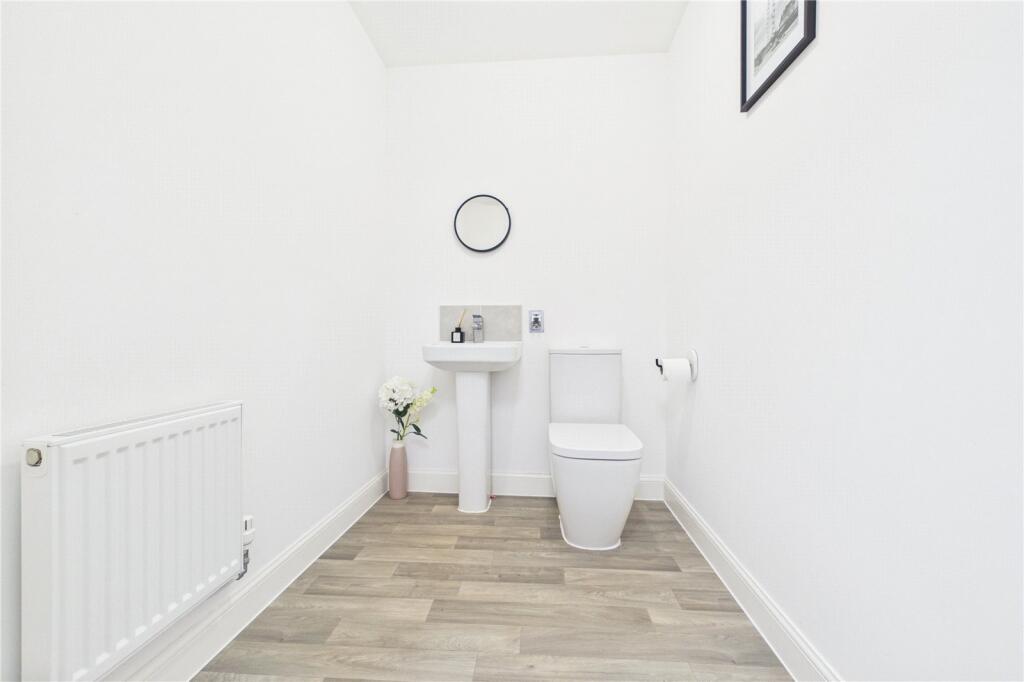 House in Finchampstead - View 5