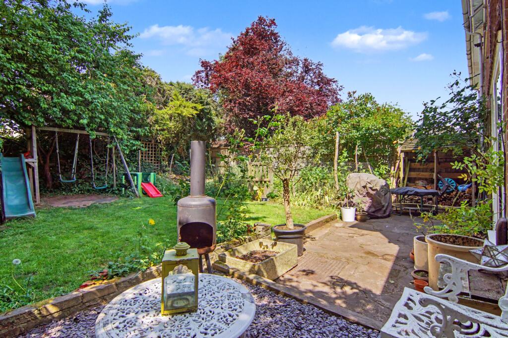 Rosaville Crescent, Allesley, CV5 photo 4