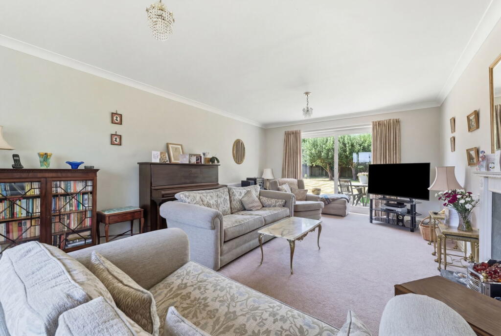10 Manor Close, Southwell photo 4