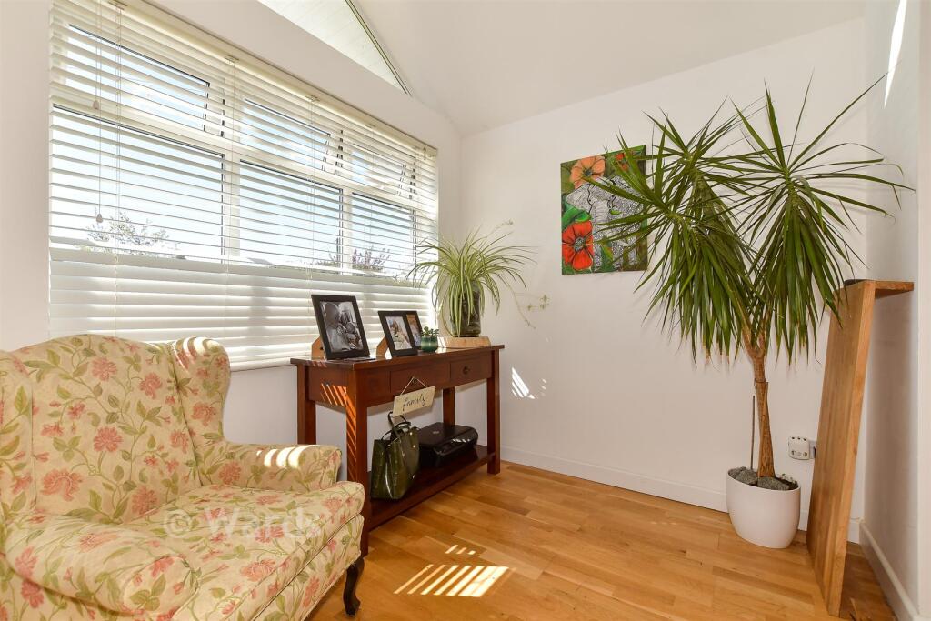 House in Canterbury - View 5