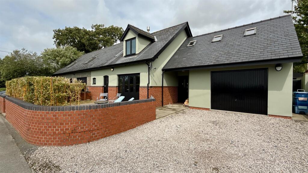 Main image of property: Station Road, Dyffryn Ardudwy